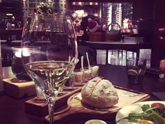 -恰餐厅及酒吧 CHAR Bar & Grill (北京丽都皇冠假日店)
