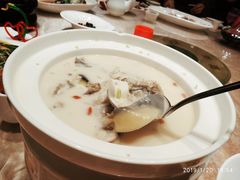 -骏莱海鲜鱼港(五角场店)