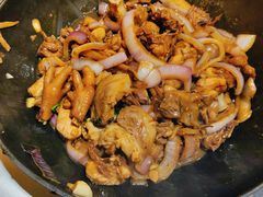 -胡须佬鸡煲四季火锅店(石厦西村直营店)