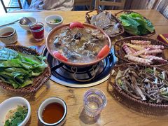 -阿婆情腊排骨火锅(金虹路店)