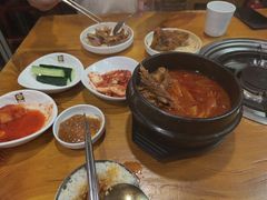 -喇喇排骨火锅·传统韩式脊骨汤(望京西园总店)