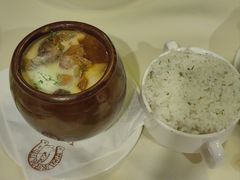 罐焖牛肉-老井俄式餐厅