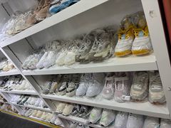 -翰皇直营洗衣洗鞋(望京鹿港店)