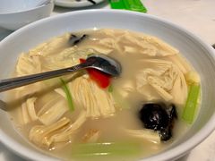 -汤城小厨•粤菜•靓汤(金宝街店)