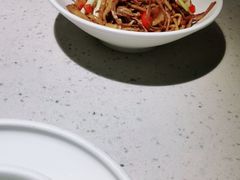 -江渔儿酸菜鱼·拔草餐厅(虎门君乐汇店)