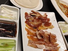 -艳阳天民俗村(公园路店)