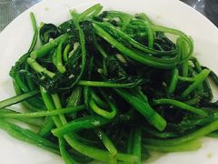 -YI PIN JU 一品居中餐厅 中国超市