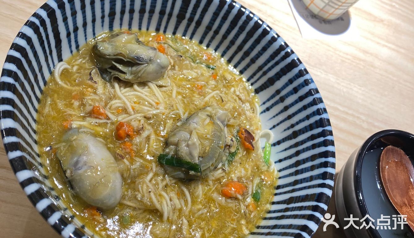真的鲜美可口，非常好吃～周末晚上来的