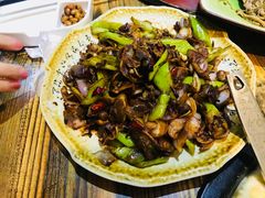 小毛葱炒鸡胗-灶座小锅烀饼·铁锅炖(全国总店)