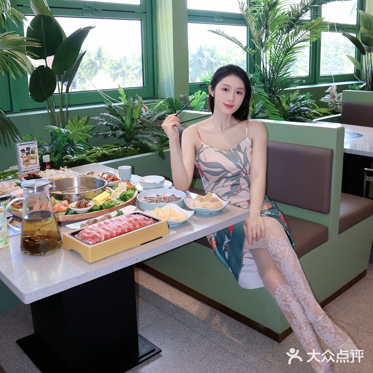 亚龙湾Zui好吃的椰子鸡🥥—椰小鸡