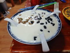 -塔洛藏餐吧(香格里拉古城店)