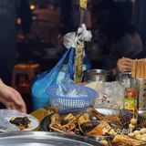 SHANGHAI I 魔都深夜街边小摊硬核炒面🥢