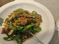 -绿草地·湘菜(酃湖师院店)