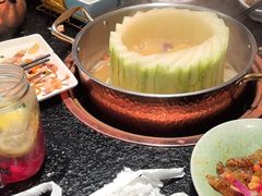 -得意咚瓜·顺德鱼生·冬瓜火锅(深圳首店)