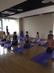 -亚太瑜伽普拉提学院