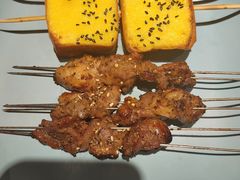 -街角等你.大连海鲜烧烤.经典铁板海鲜串(西安路店)