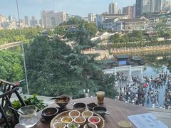 -包整·丝娃娃(一览甲秀楼风景店)