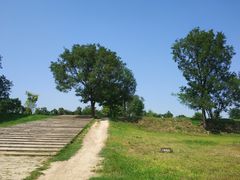 -汉长安城未央宫国家考古遗址公园