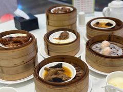 -万龙洲海鲜(大兴绿地缤纷城店)