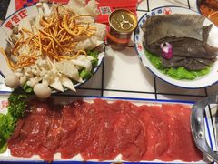 屠场鲜毛肚-喜悦小串丹东小黄牛海鲜烧烤大排档(民主广场店)