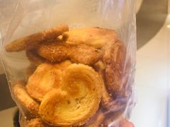 蝴蝶酥-哈氏·上海哈尔滨食品厂(五角场万达广场店)