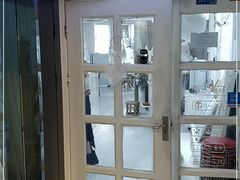 -共舞时光猫咖·狗咖(新街口店)