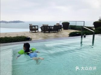 游泳到现在来说是一样必备技能，小朋友游泳已经是时下很