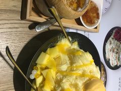 椰皇琥珀芒果冻-糖糖屋•糖水•雪花冰店(时尚天河店)