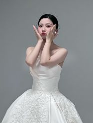点击看大图 -至臻微拉婚纱摄影