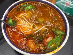 -云阿蛮云南生烫牛肉米线(奉贤路店)