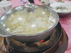 -侠成水上农庄(工业大道店)