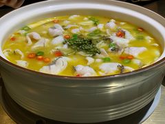 -德林酸菜鱼火锅(南丹店)