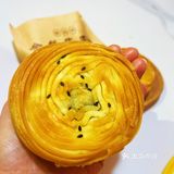 只要💰6r❗罗村也有爆汁的金丝牛肉饼了~