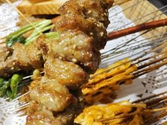 红柳大串羊肉-聚串门儿·东北烧烤(信义坊店)