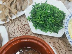 -冯氏吴山贡鹅(206国道店)