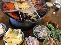 -白乐天毛肚火锅馆(南滨路店)