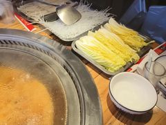 -山河屯铁锅炖鲜鹅·东北菜(开发区一店)