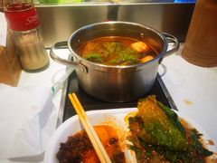 -百品聚旋转火锅(号外店)