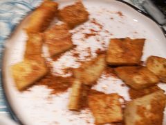 巴扎酥炸芝麻馕-巴扎美食·新疆菜·西域歌舞表演餐厅(新疆大厦店)