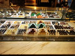 面包甜点陈列柜-GODIVA(美罗城店)