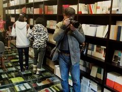 -钟书阁(松江泰晤士小镇店)