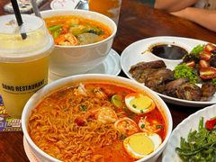 -Dang restaurant (patong phuket)