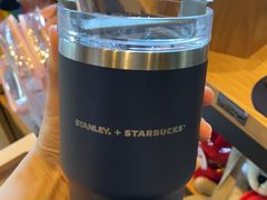 -星巴克(大庆让胡路万达广场店)