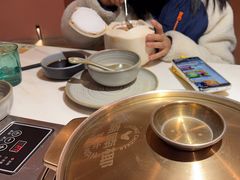 -喃喃椰·糟粕醋·椰子鸡火锅(七堡花园店)