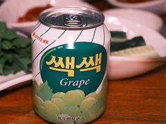 韩国饮料葡萄汁-喇喇排骨火锅·传统韩式脊骨汤(望京西园总店)