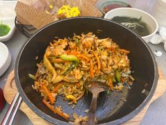 -豚妈妈汤饭·部队锅(南京东路店)
