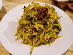 东北家常凉菜-老江南春·中国龙菜(衡山路店)