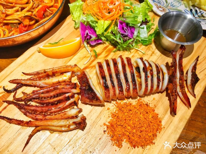 we house维豪斯(银泰中心in99店)炭烤阿根廷鱿鱼图片 - 第17张