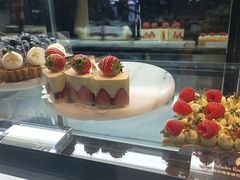 -黑草莓(重庆路店)