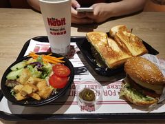 圣塔芭芭拉经典牛肉特堡-The Habit Burger Grill 哈比特汉堡(复兴soho店)